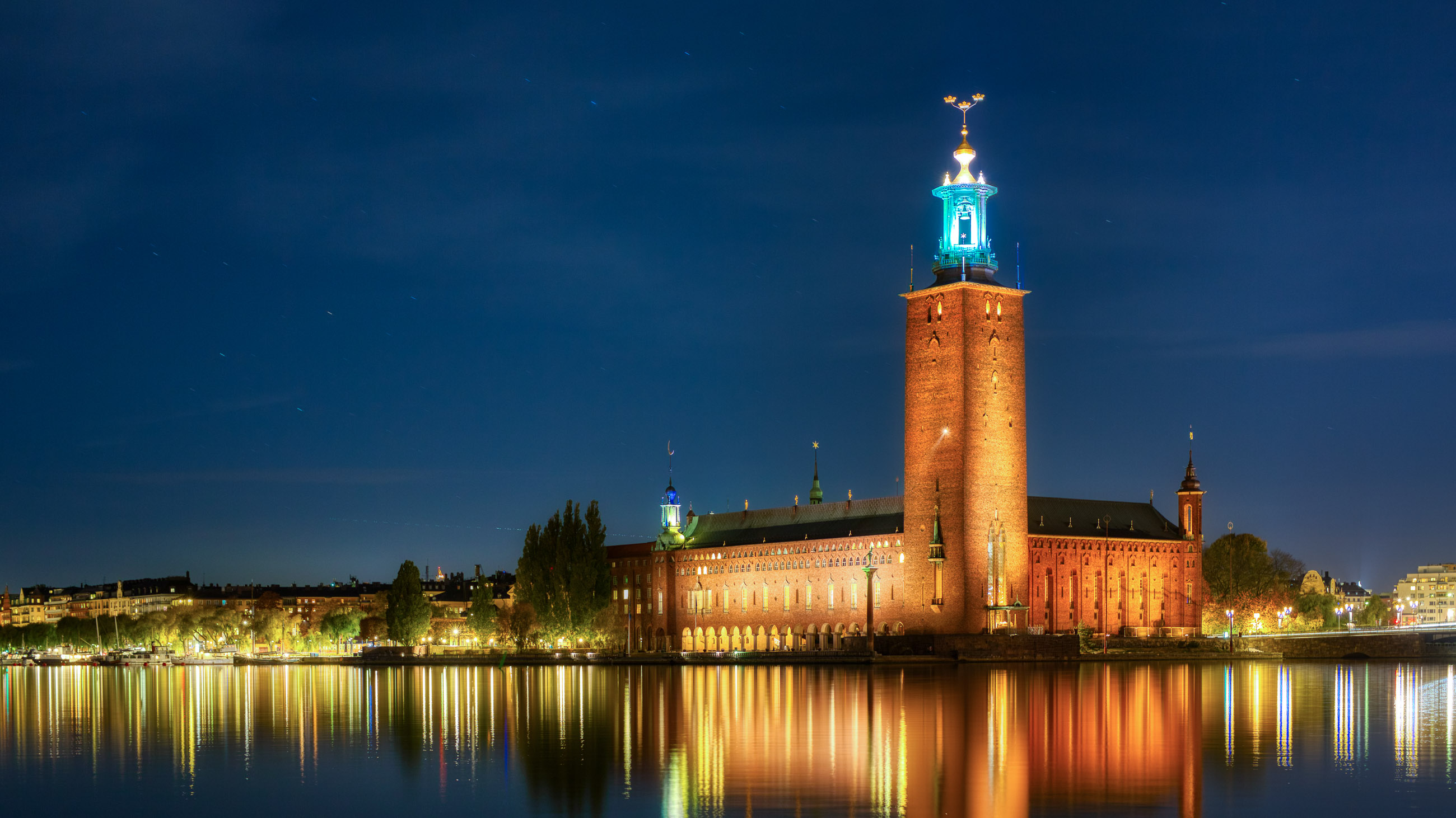 stadshuset-aurora.jpg